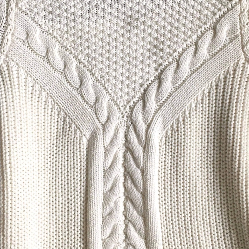 Cold shoulder sweater - Picture 3 of 6
